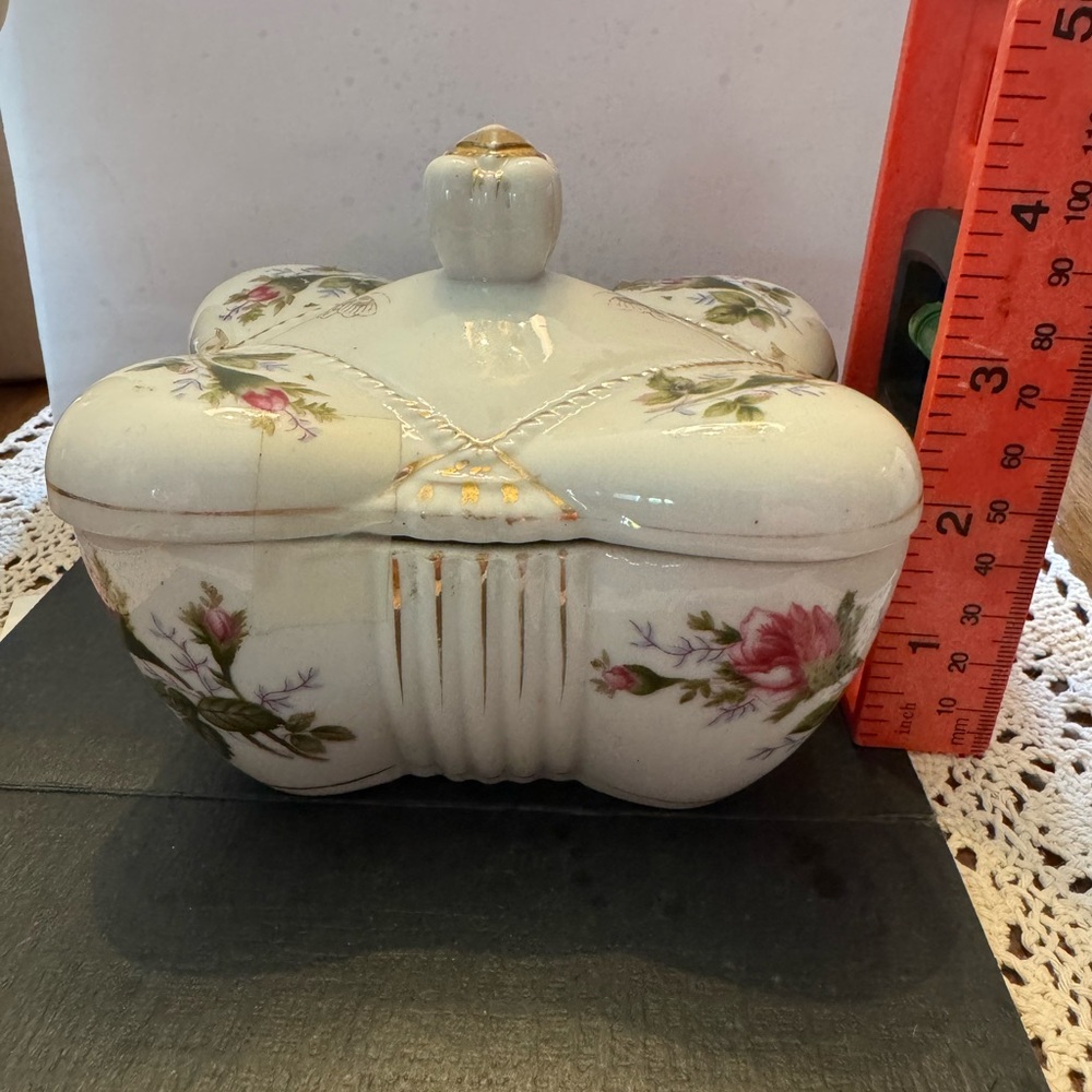 Fern Floral Ceramic Trinket Box
